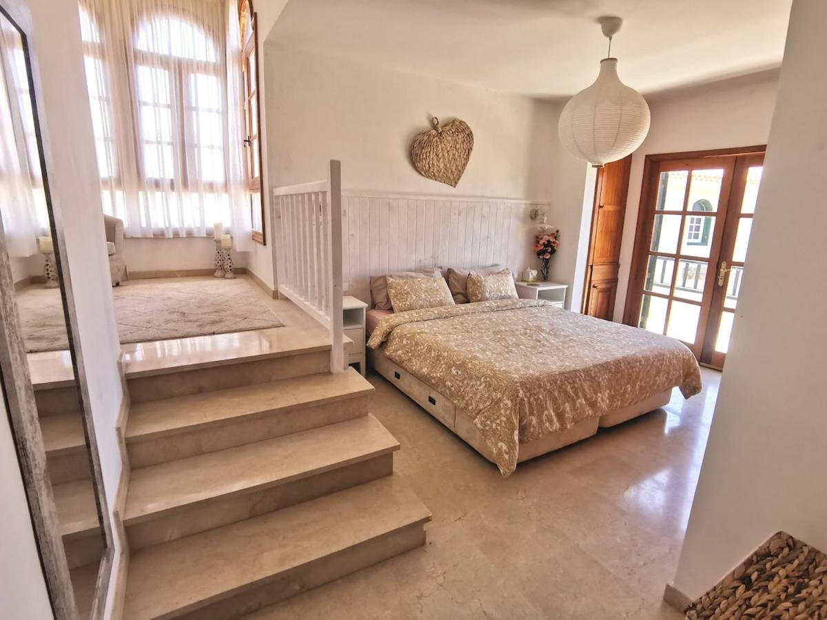 Villa Ibiza - Beautiful House With Private Pool Chayofa Buitenkant foto