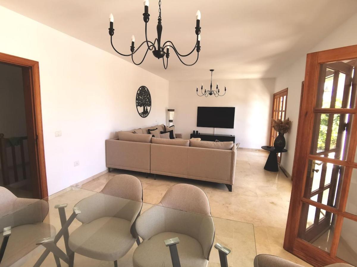 Villa Ibiza - Beautiful House With Private Pool Chayofa Buitenkant foto